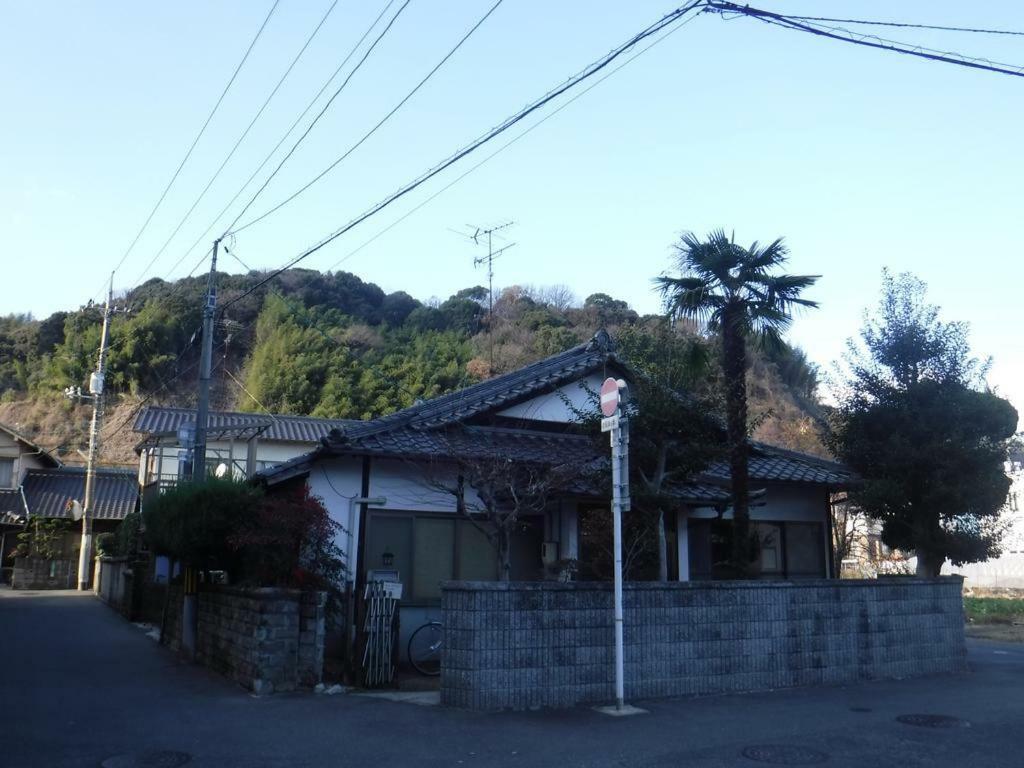 Wholeearth Ryokan Хіросіма Екстер'єр фото